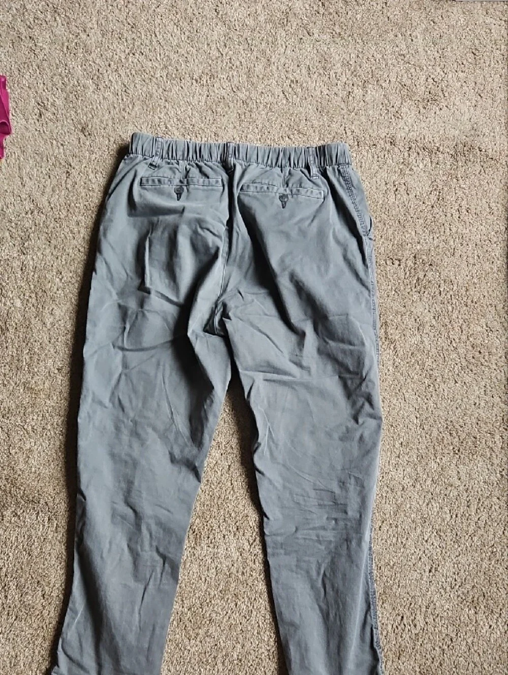Old Navy Men's Light Gray Chino Pants